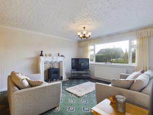 Living Room- click for photo gallery